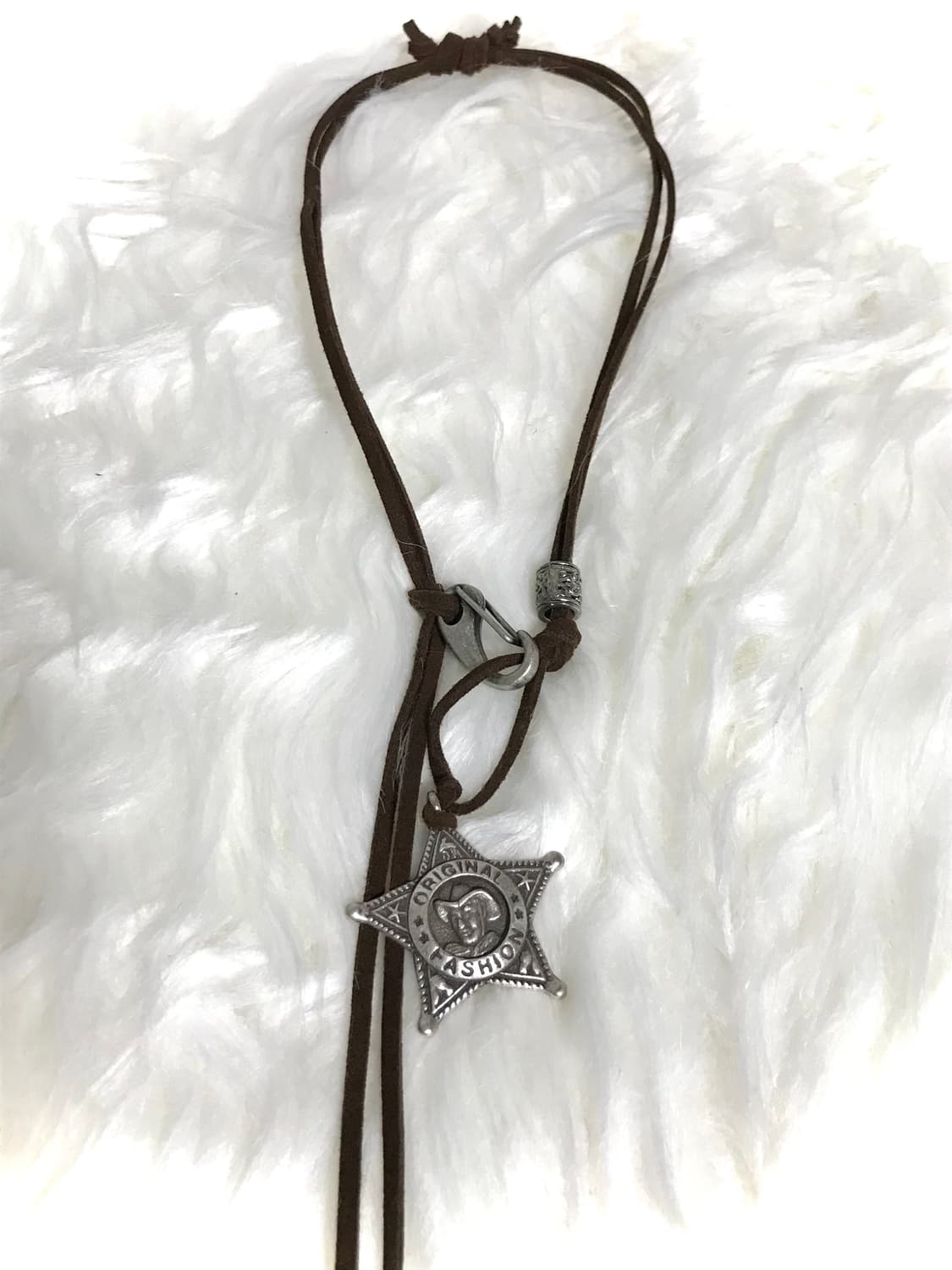 빈티지 보헤미안 웨스턴 카우보이 보안관 스웨이드 끈 길이조절 목걸이 상품이미지1