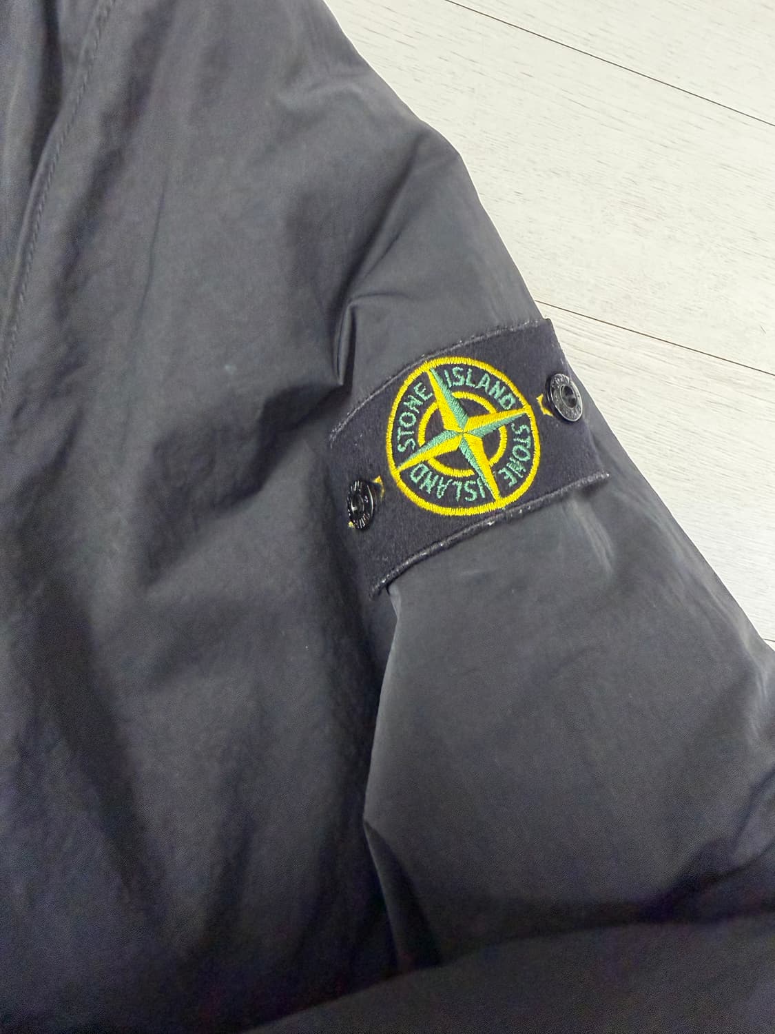 백화점판) 스톤아일랜드 하이퍼 덴스 프리마로프트 자켓 105 사이즈  상 상품이미지4