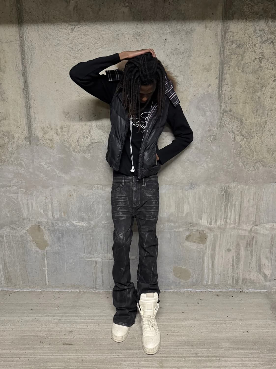 Witnessvalley flaired oil spill denim 상품이미지1