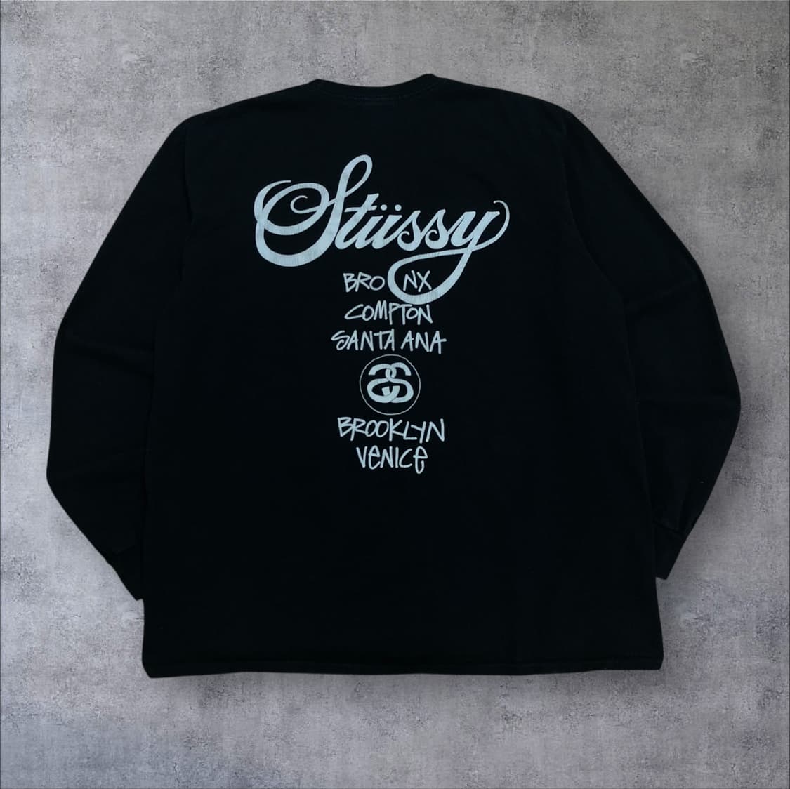 스투시 월드투어 빅로고 블랙 롱 슬리브 긴팔티 상품이미지2