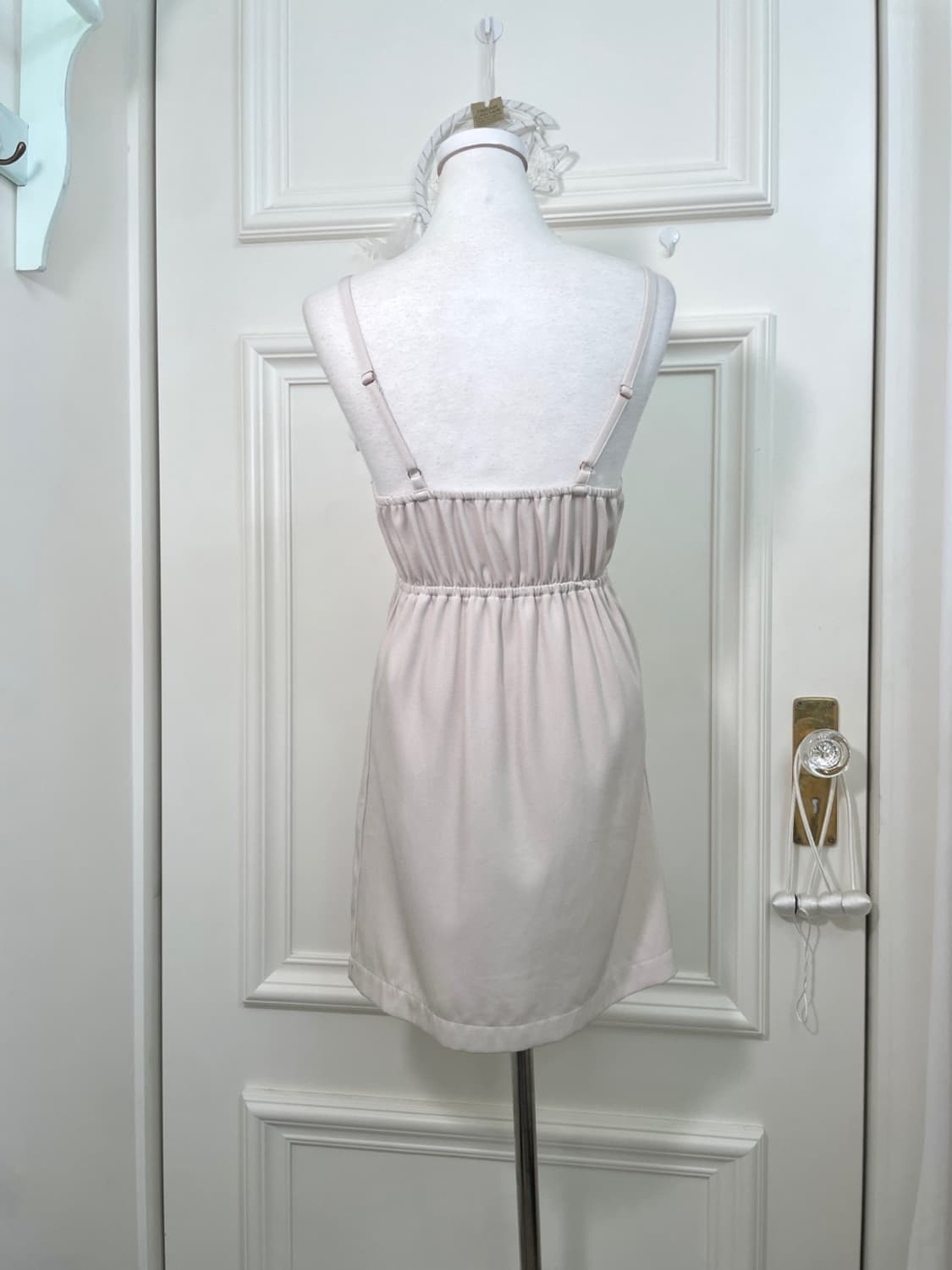 beigeivory back shirring slip mini opc 상품이미지3