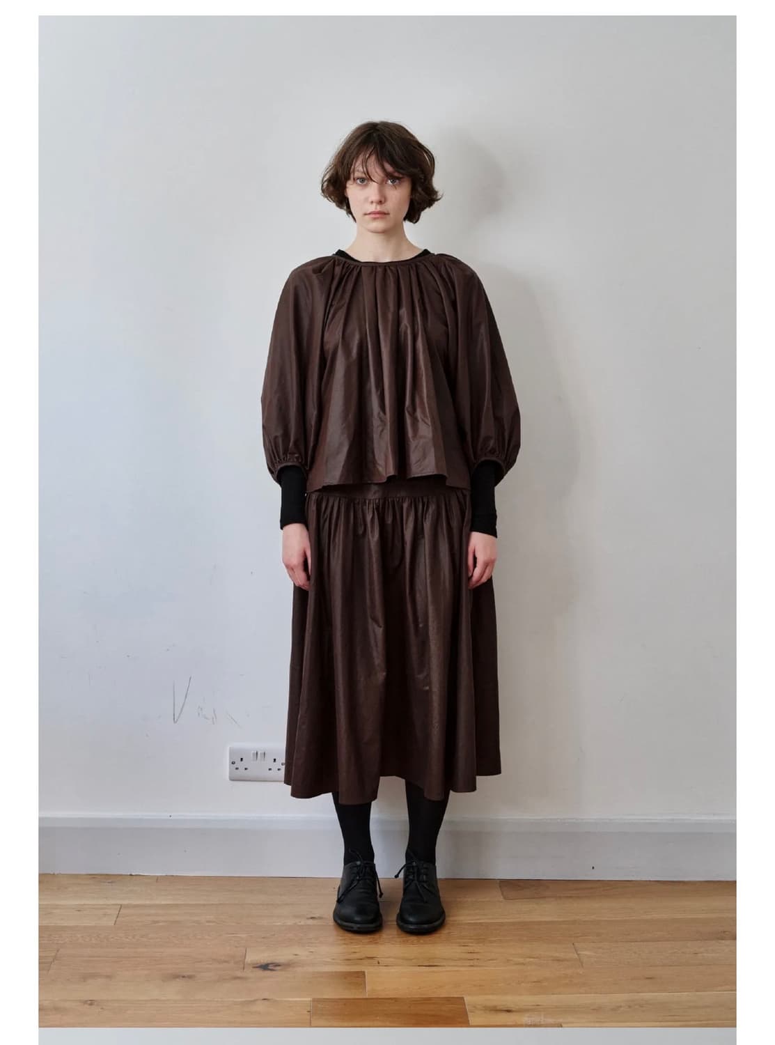 코스모스 COATED SHIRRING SKIRT (BROWN) s 상품이미지3