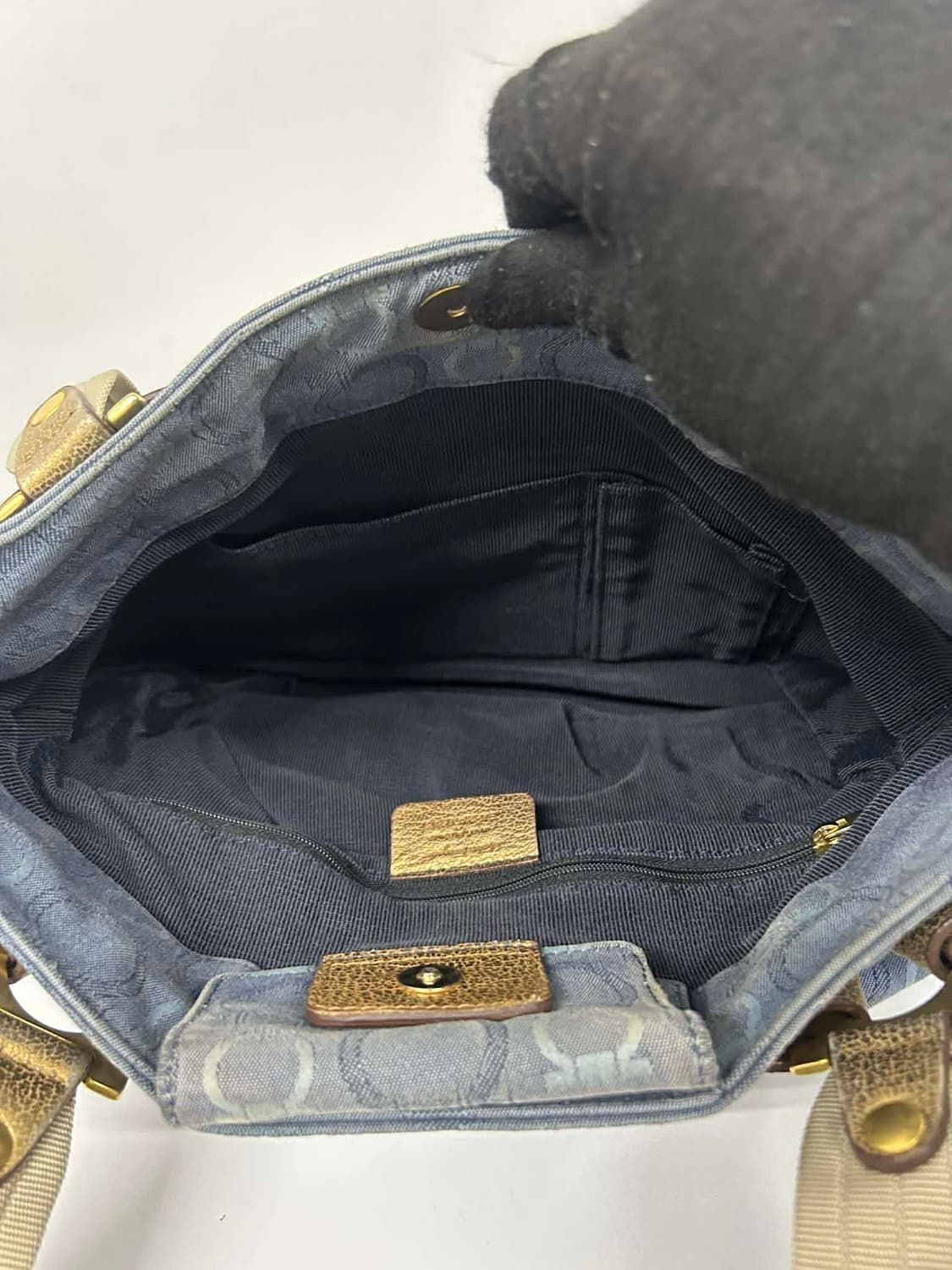 페라가모 간치니 스트랩 캔버스 숄더 토트백 상품이미지6