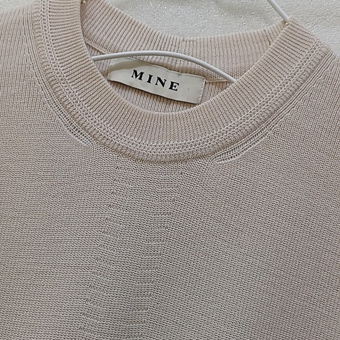 한섬 마인 울 라운드 니트 여성 90 F 셔링벌룬소매 베이지 사랑봉봉 상품이미지3