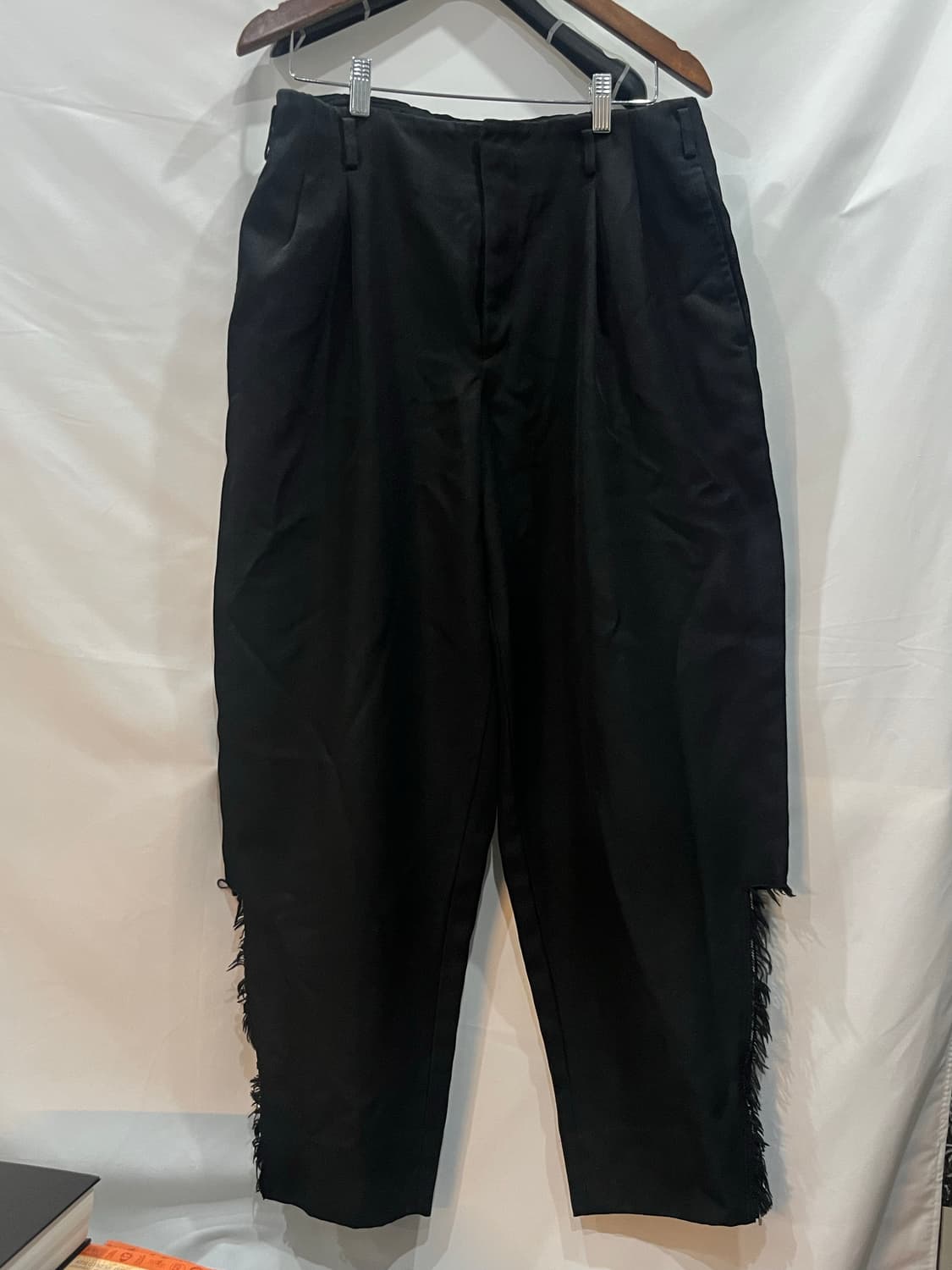 꼼데가르송 블랙 밑단 지퍼 디스 팬츠 M 상품이미지1