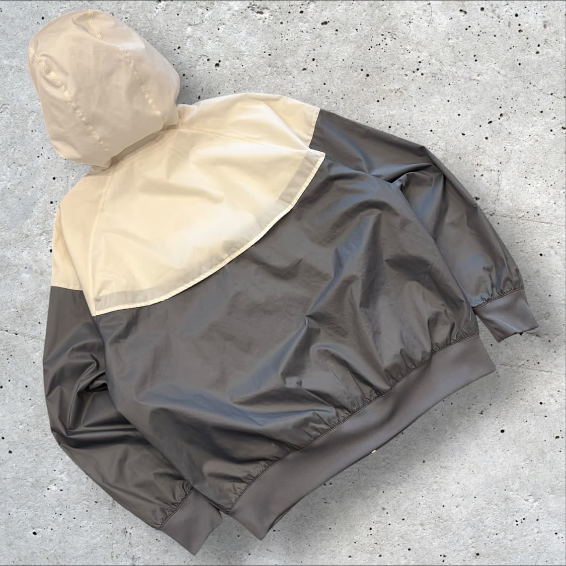 [L] 나이키 윈드러너 바람막이 화이트 회색 후드 자켓 C112 상품이미지2