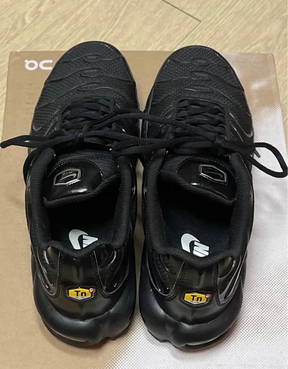 나이키 tn트리플에스 상품이미지2