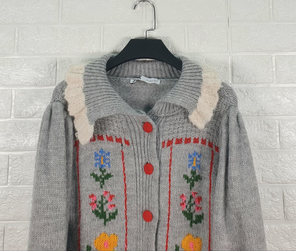 [55]자라 자카드 칼라 플로럴 니트 가디건 상품이미지4