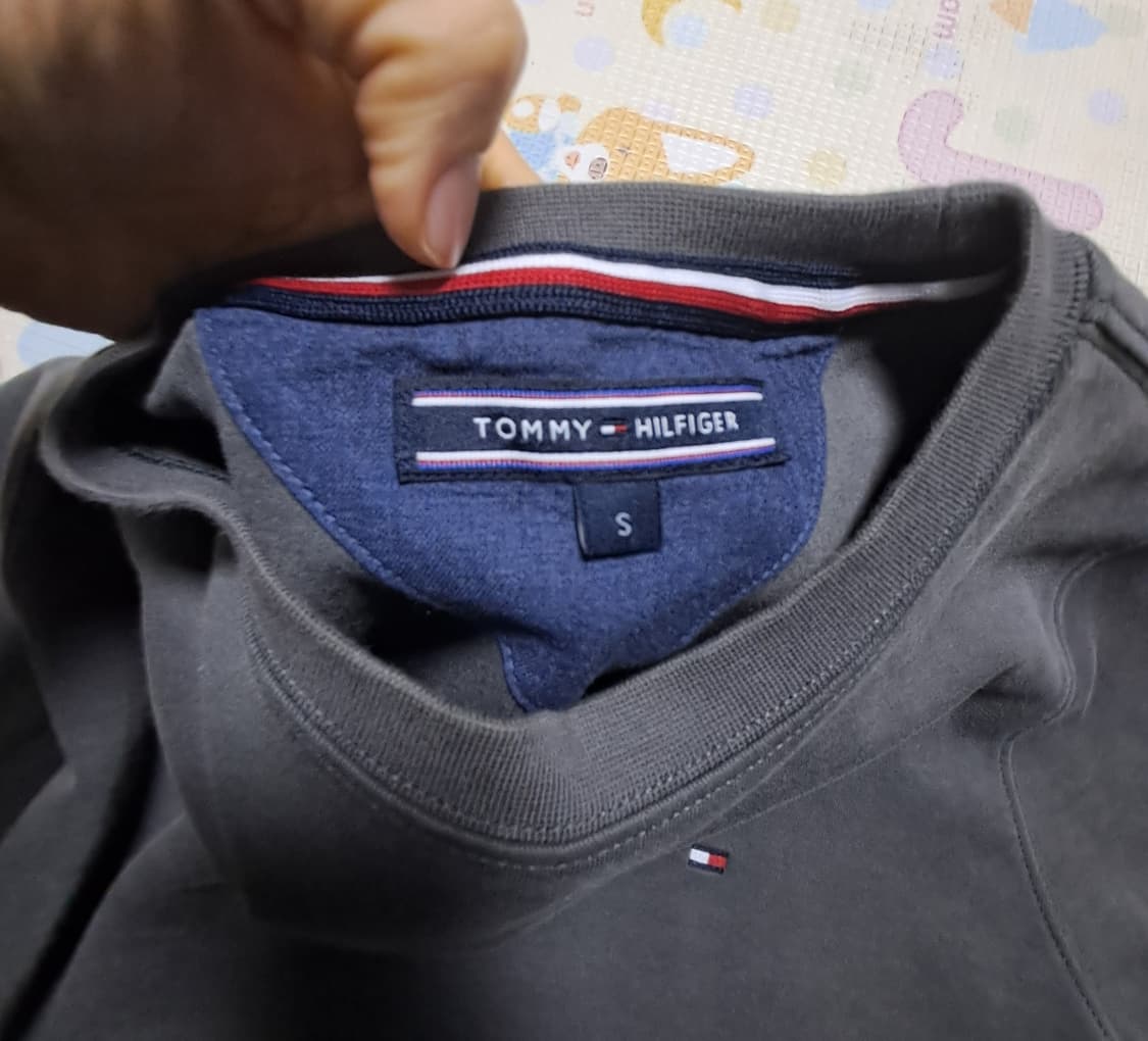 타미힐피거 맨투맨 진그레이 S(약90~95)상태상급 상품이미지6