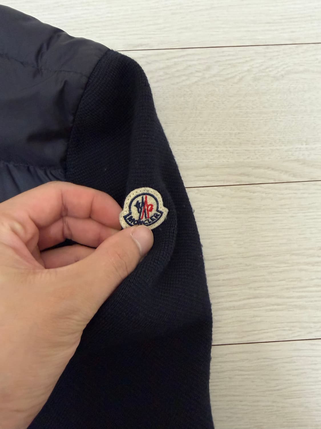 급처 신형 23fw 몽클레어 니트패딩 XL  상품이미지2