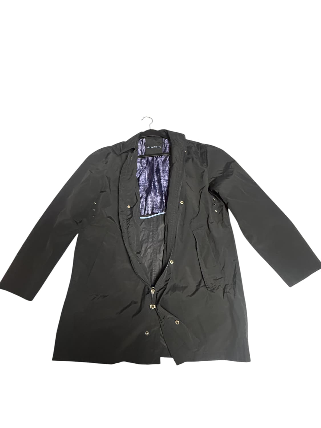 [지방시] 올드머니 끝판왕 모노그램 안감 블랙 하프 맥코트 100(L) 상품이미지3