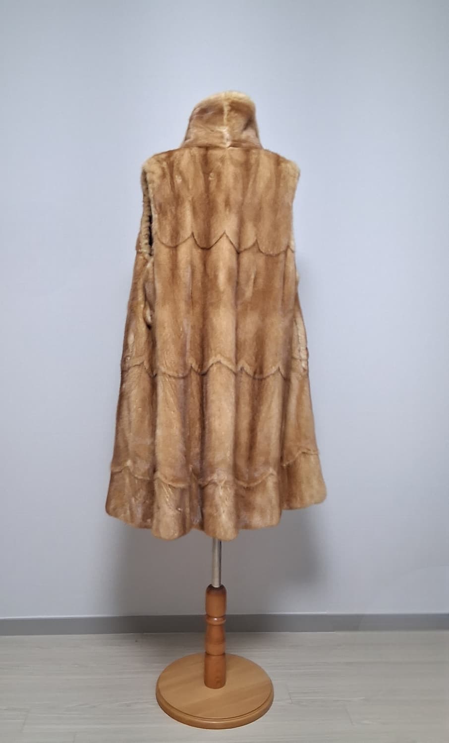 대동모피 밍크 롱베스트 상품이미지3