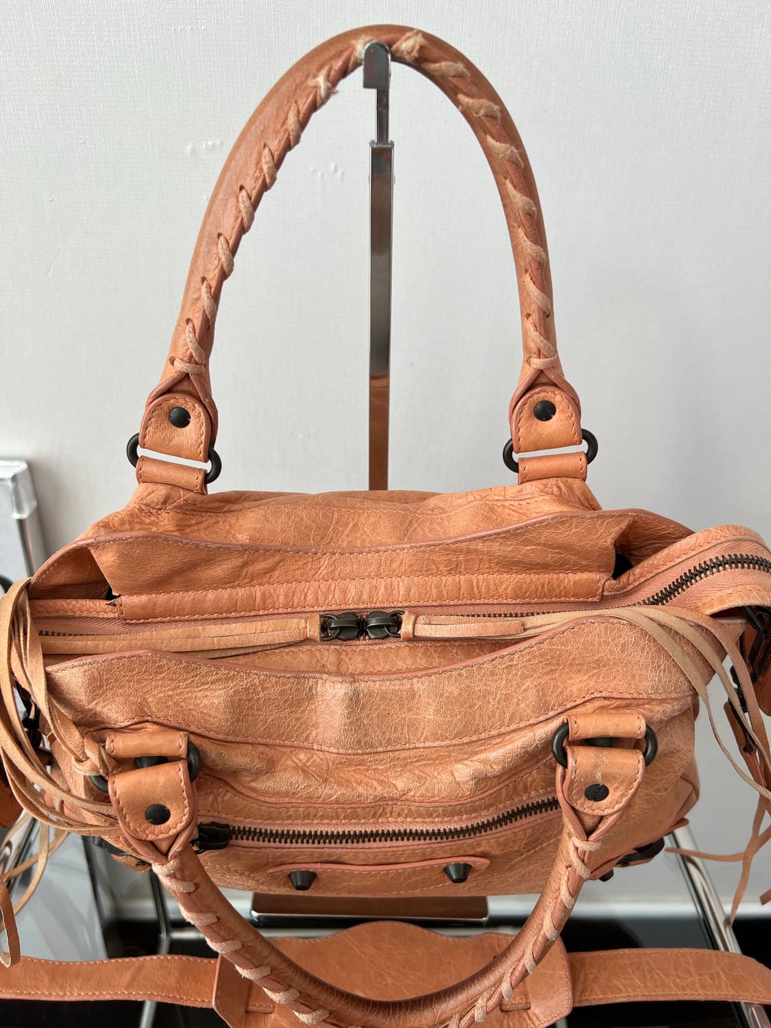 발렌시아가 모터백 상품이미지8