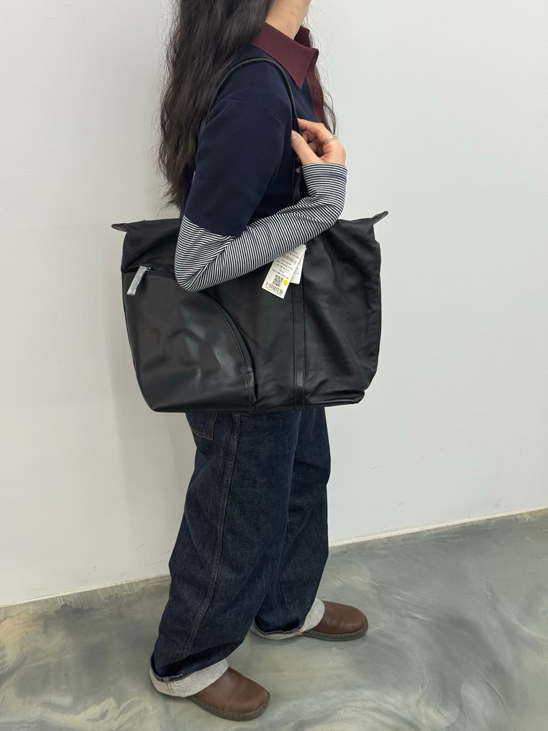 요지야마모토 여성용  Y'SACCS 블랙 레더 빅 토트백 숄더백 상품이미지8