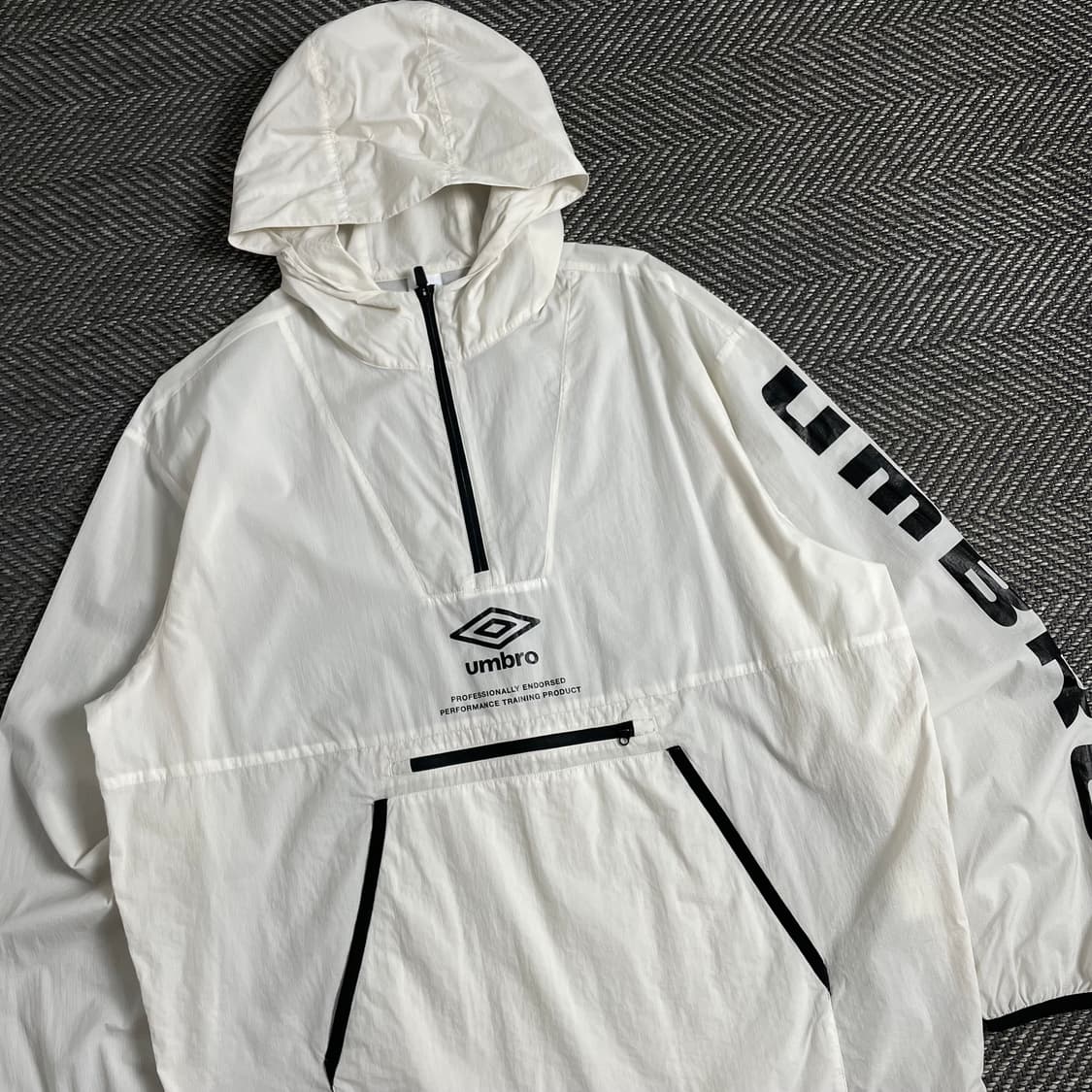 엄브로 빅로고 박시핏 나일론 우븐 아노락y 3503 상품이미지1