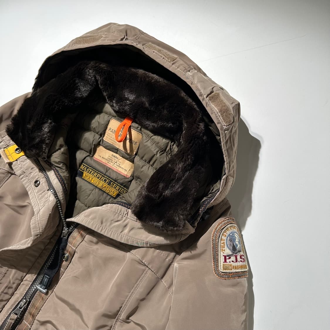 파라점퍼스 다운 패딩 상품이미지4