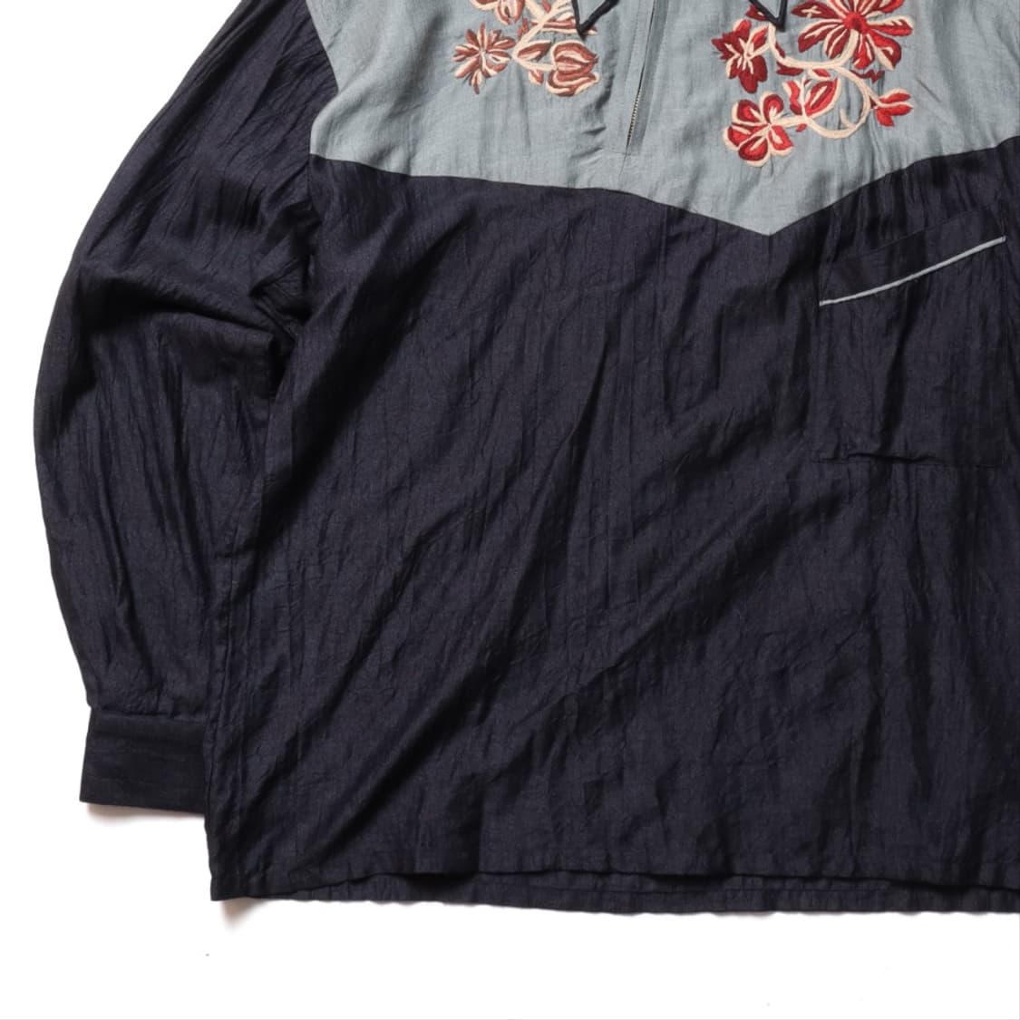 나이스네스 NiceNess Majaw Silk Shirt

 상품이미지4