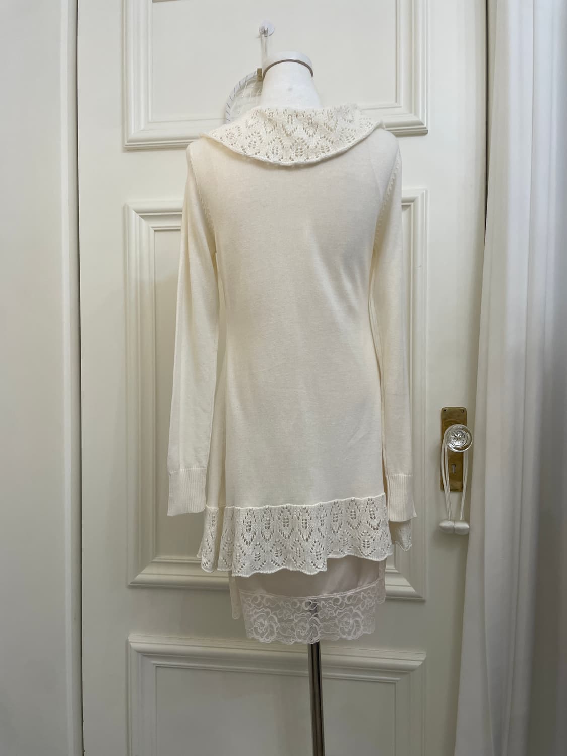 ivory crochet ruffle long cardigan&sheer 상품이미지3