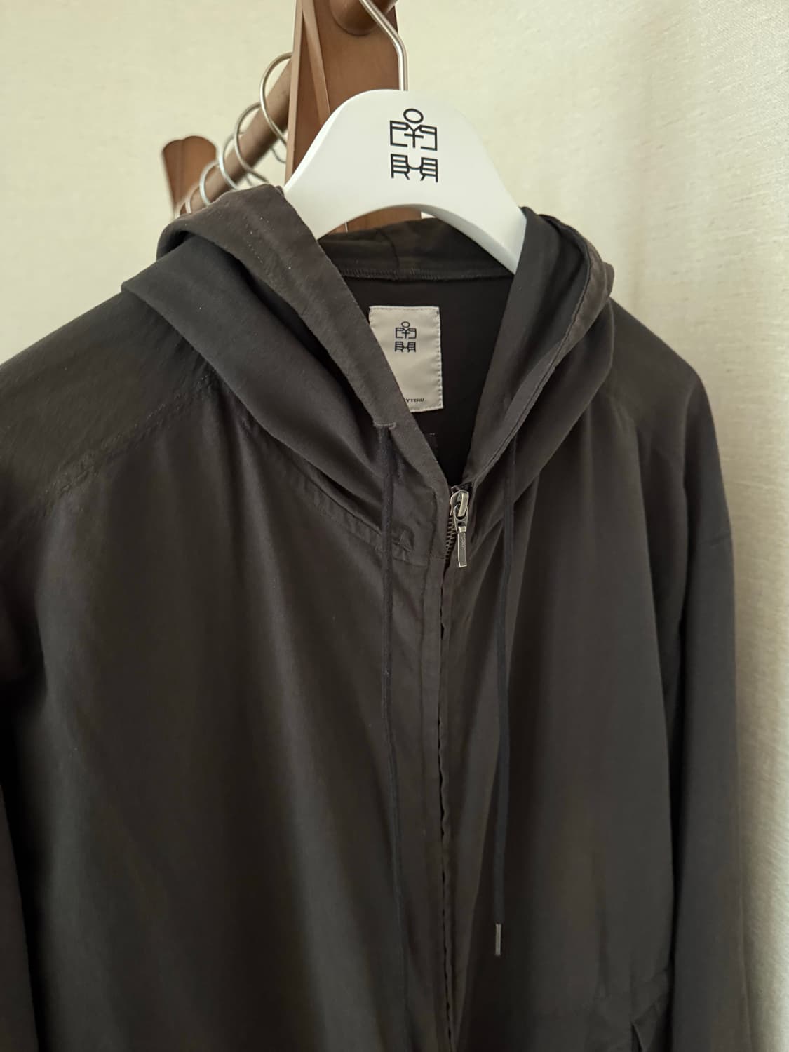 폴리테루 집 후디 챠콜 2사이즈 상품이미지1