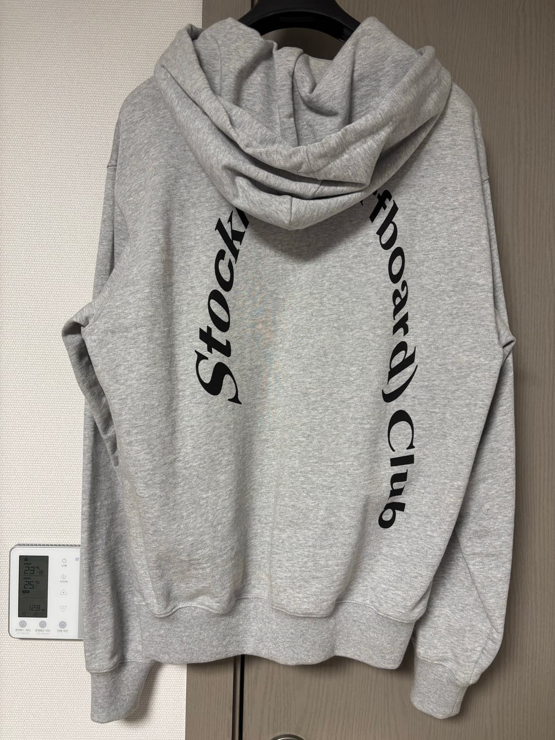 스톡홀름 서프보드 클럽 후드티 상품이미지1