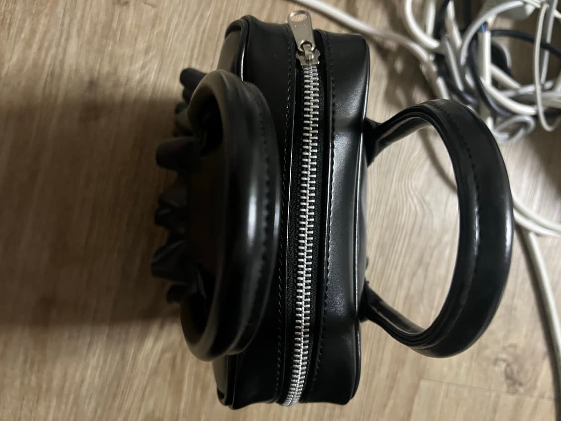 꼼데가르송 프릴백 상품이미지3