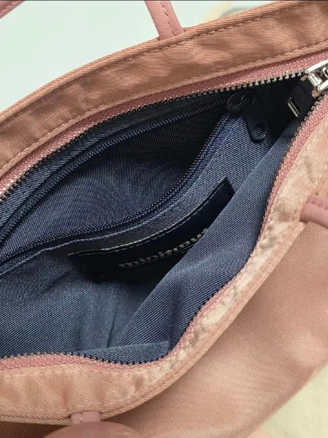 미닛뮤트 minitmute 클로백 미니 소프트핑크 상품이미지6