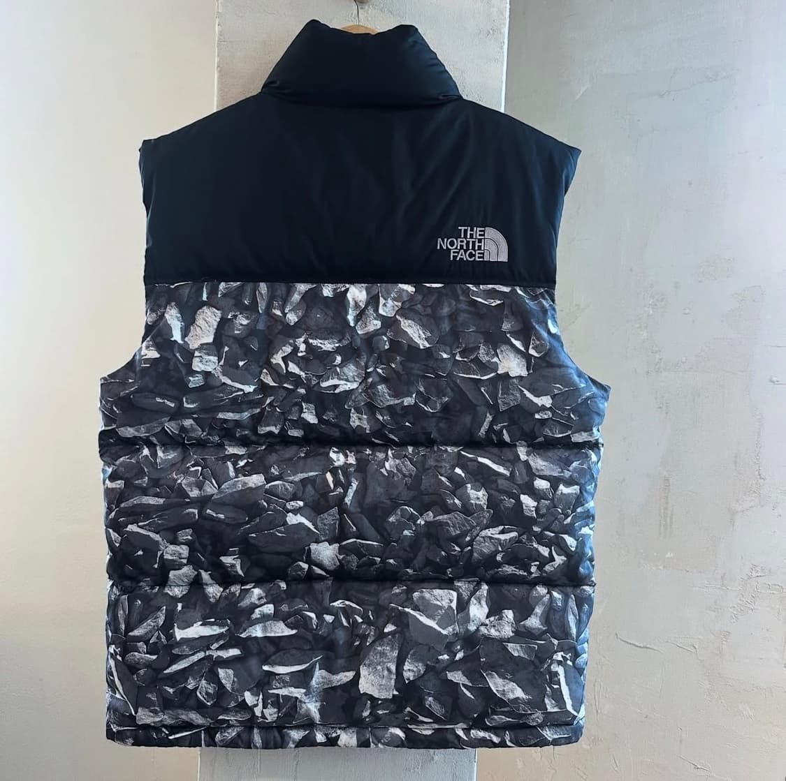 더노스페이스 700 구스다운 베스트 상품이미지3