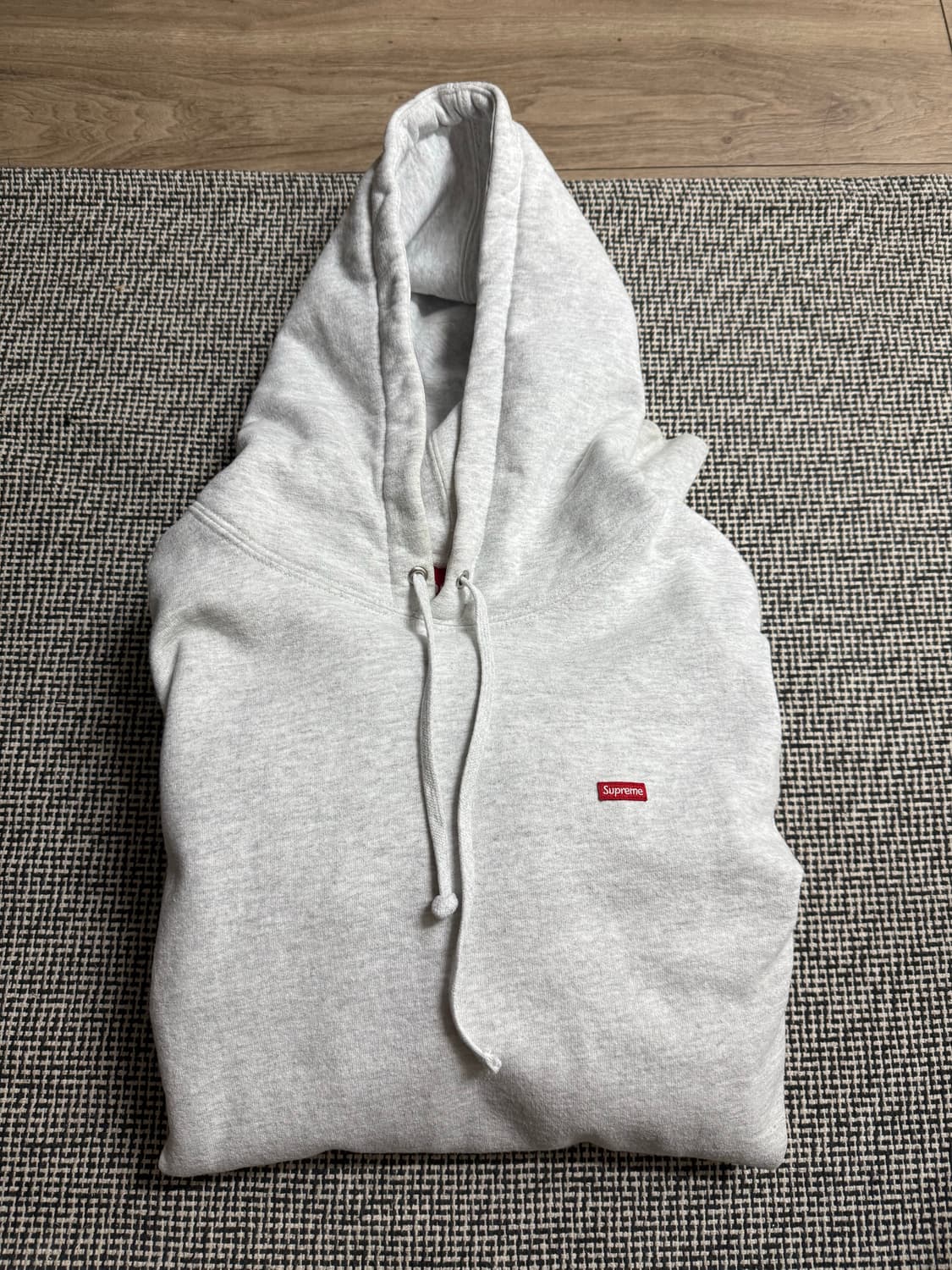 슈프림 스몰 박스 후드 스웨트셔츠 애쉬그레이 상품이미지2