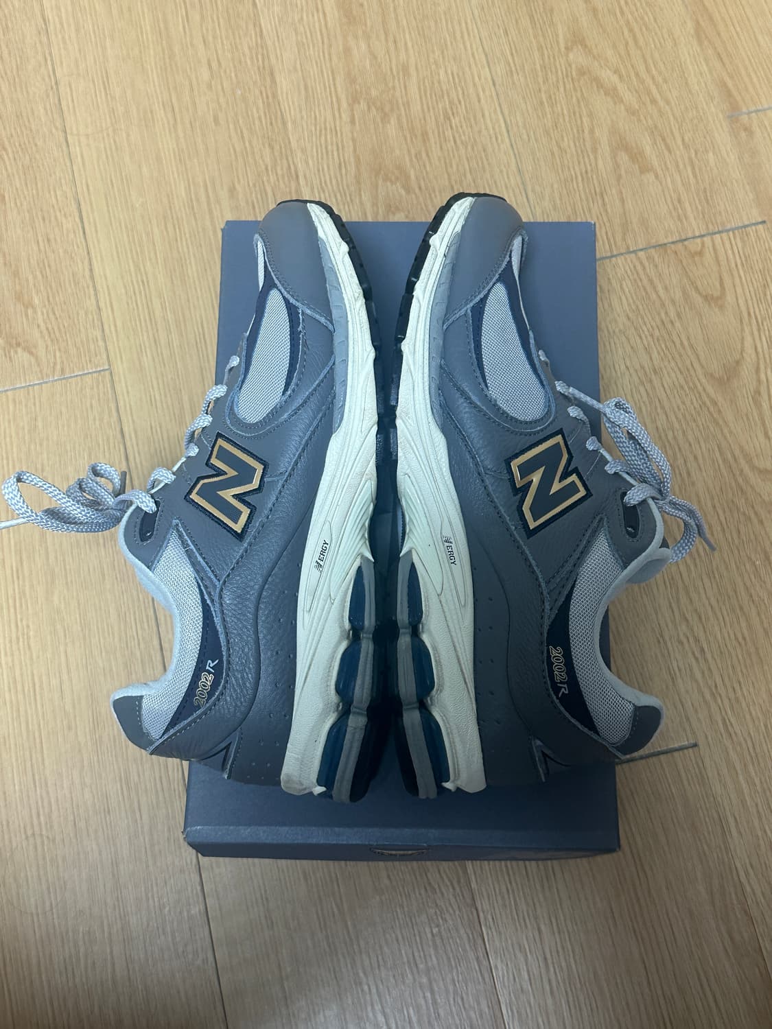 뉴발란스 2002R 275 상품이미지4