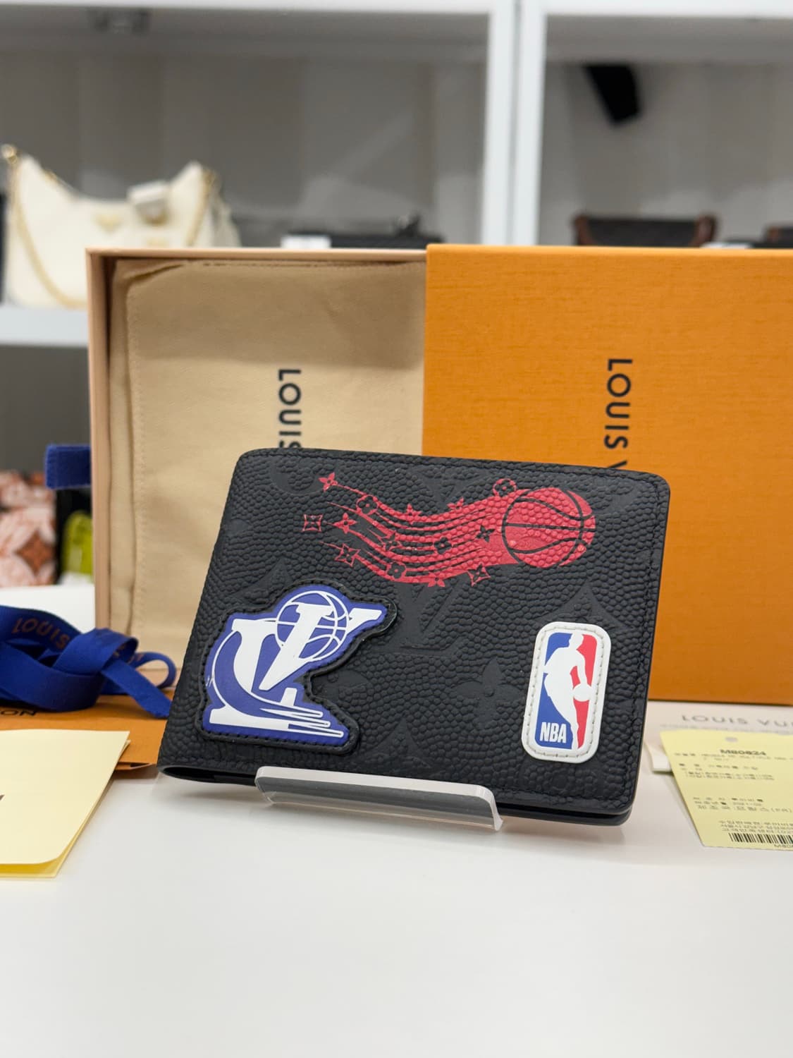 [OS] 루이비통 한정판 NBA 멀티플월릿 반지갑 상품이미지1