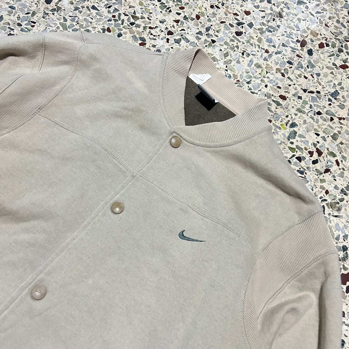 나이키 (NIKE)스우시 바시티 자켓 상품이미지2