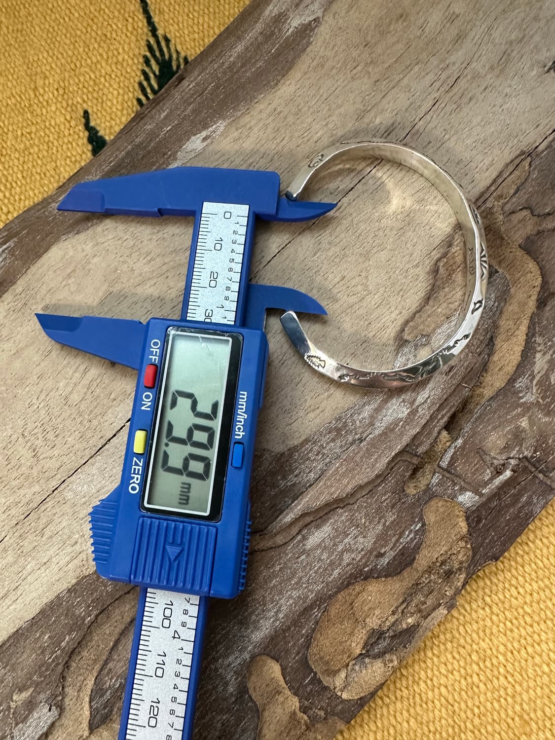 네이티브아메리칸 인디언주얼리 나바호 Guy hoskie 심볼 커프 상품이미지6