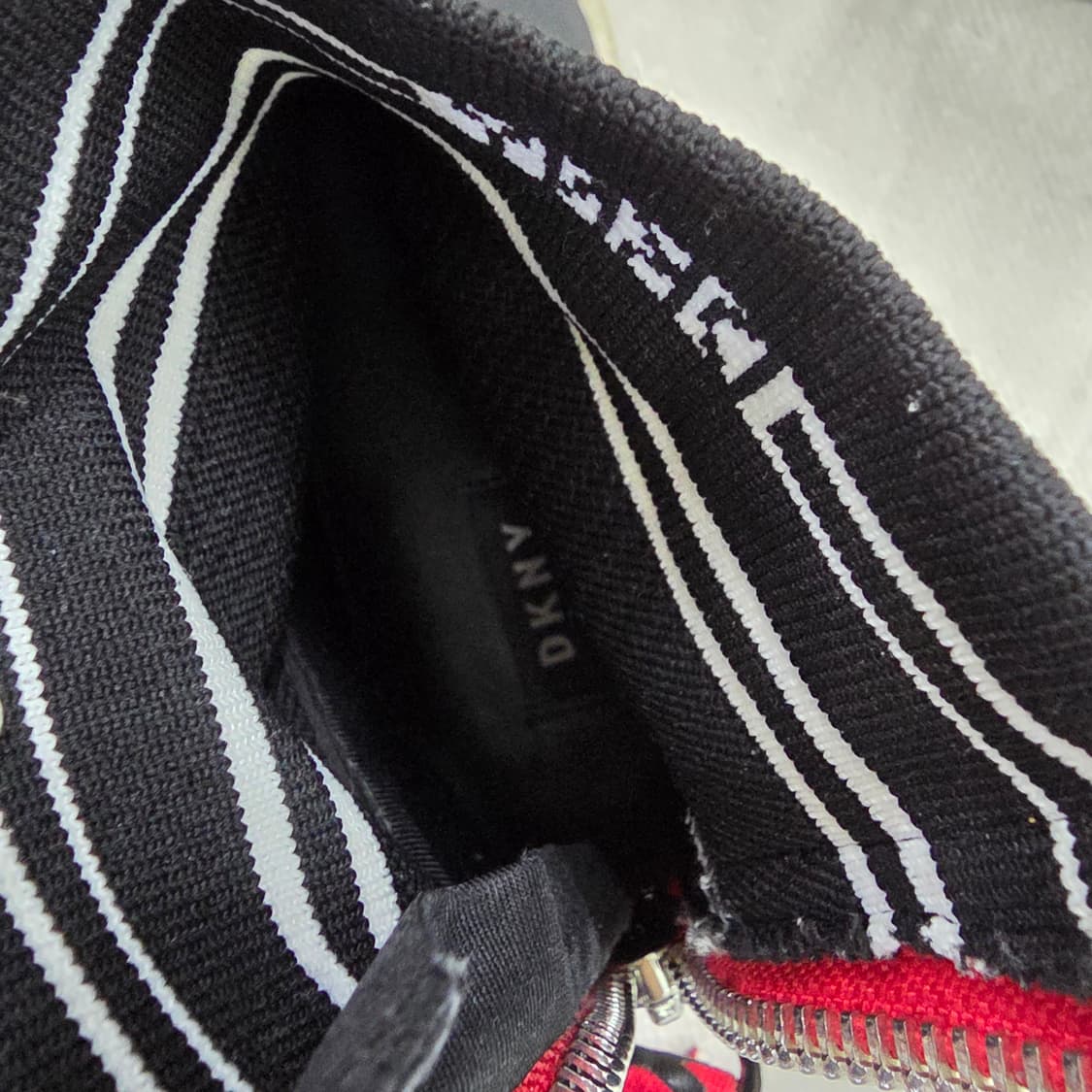 [4M] DKNY 여성 삭스 스니커즈 0126J2 상품이미지8