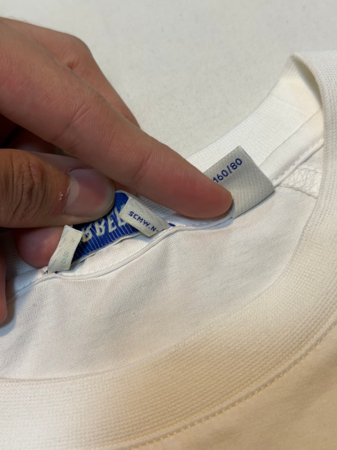 버버리 이퀘스트리안 나이트 프린팅 반팔 티셔츠 화이트 상품이미지4