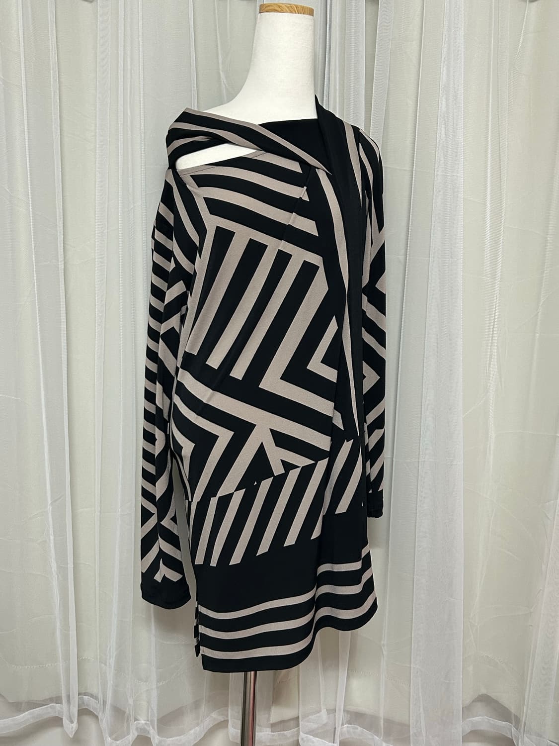 Hiroko koshino 오네걀 아게하 원피스  상품이미지1