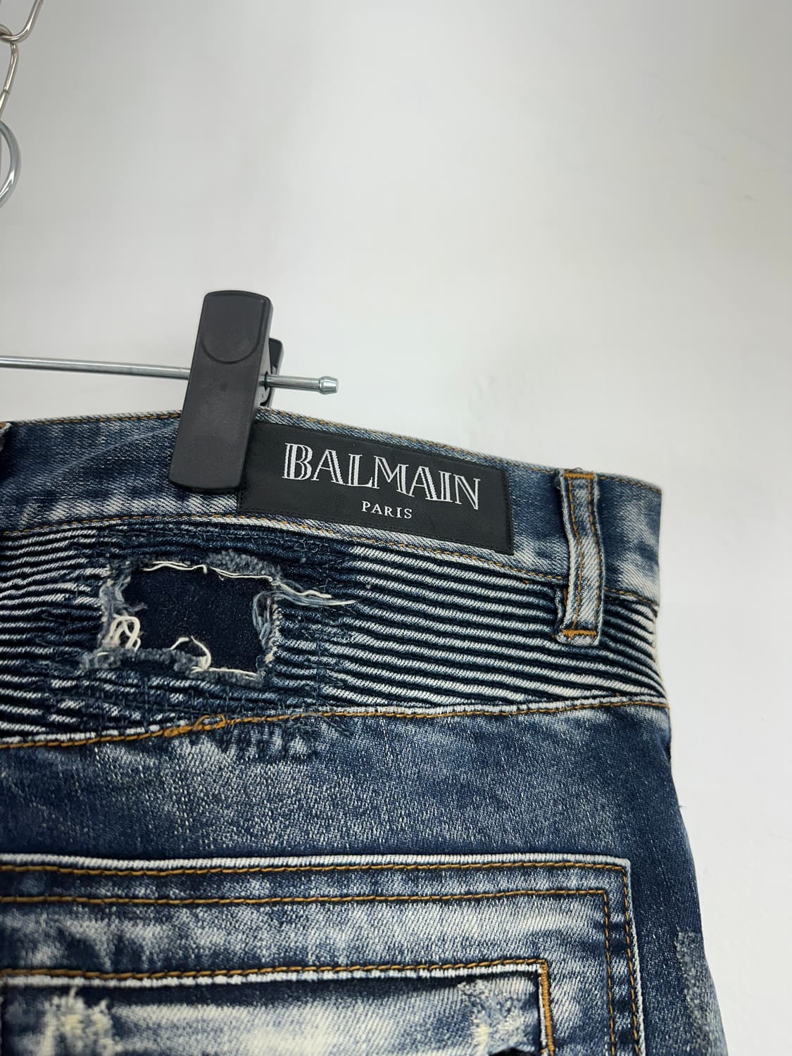Balmain Patched Biker Distressed Jeans 상품이미지9