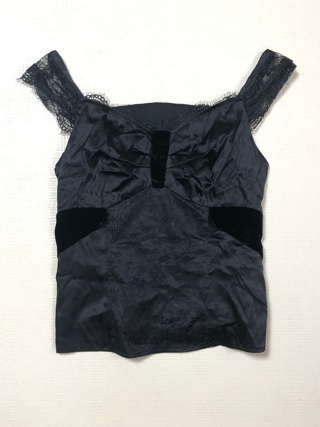 빈티지 블랙 레이스 셔링 탑 상품이미지8