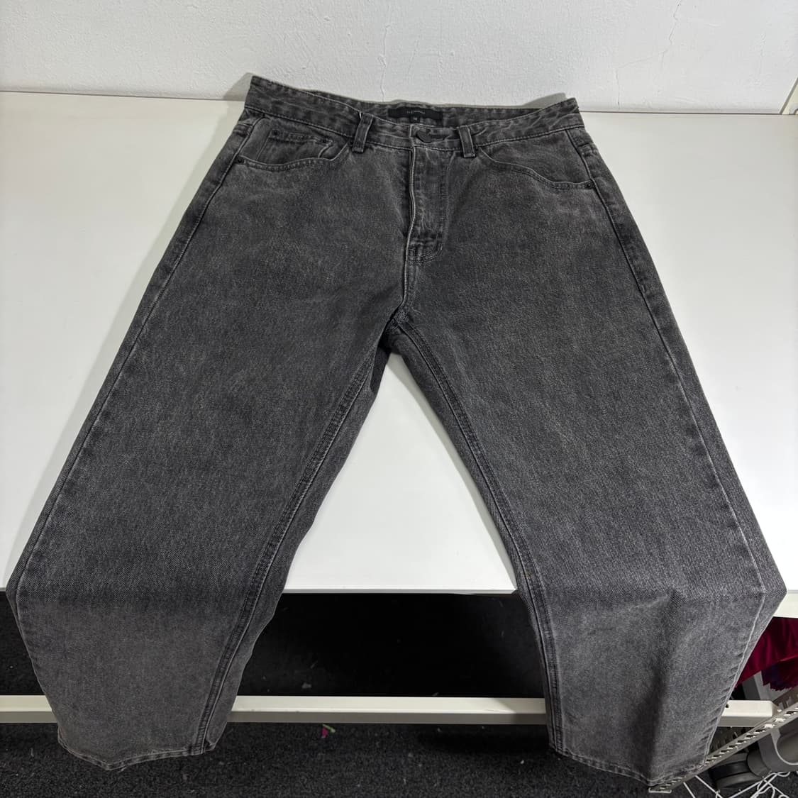 29-30 일꼬르소 슬림핏 흑청 데님팬츠 상품이미지2