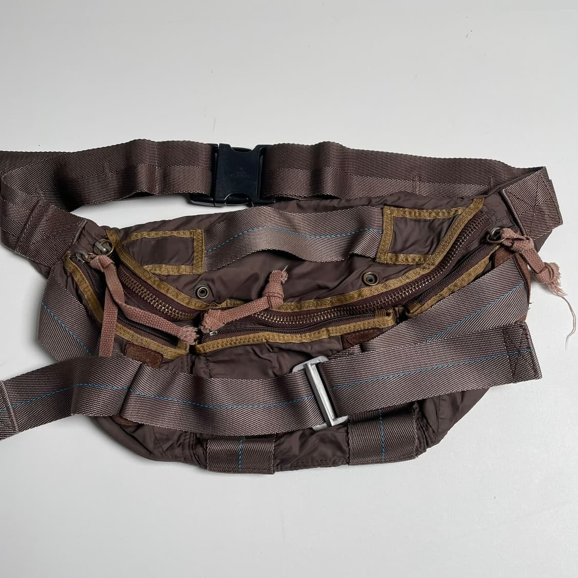 Tough jeansmith 멀티포켓 스트랩 크로스백 상품이미지2