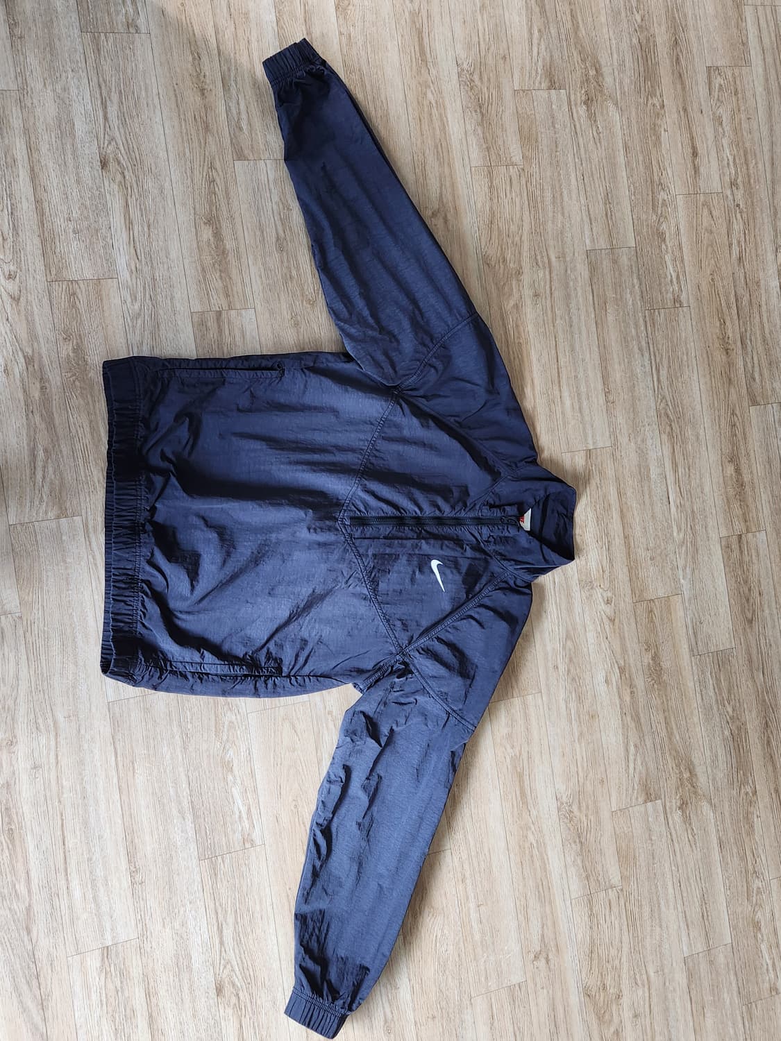 나이키 스투시 윈드 러너 자켓 오프 느와르나이키 스투시 윈드 러너 자켓 상품이미지3