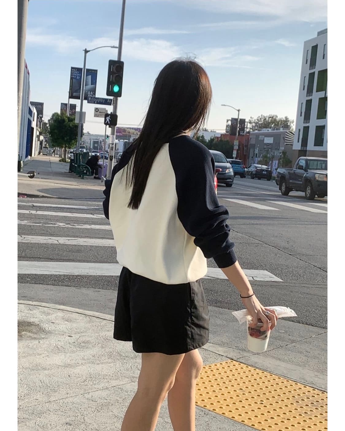 헤이그 나그랑 스웨터 네이비 상품이미지1