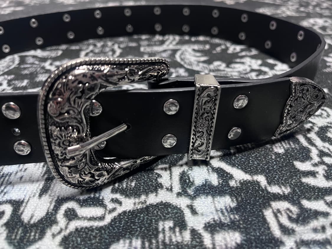 스터드 가죽 블랙 벨트 (새상품) 상품이미지1