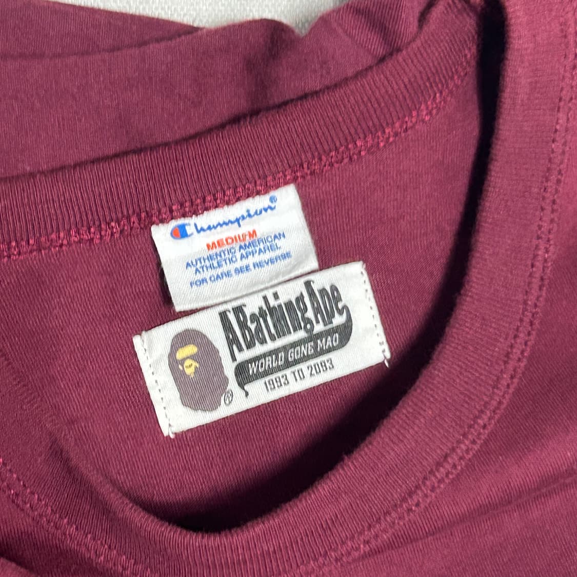 Bape x Champion 희귀 버건디 레터링 반팔티 상품이미지3