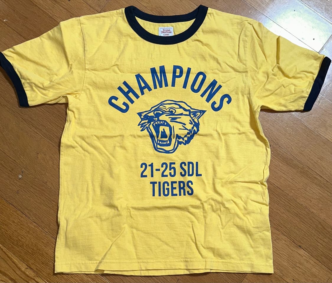 스튜디오 다치산 반팔티 상품이미지2