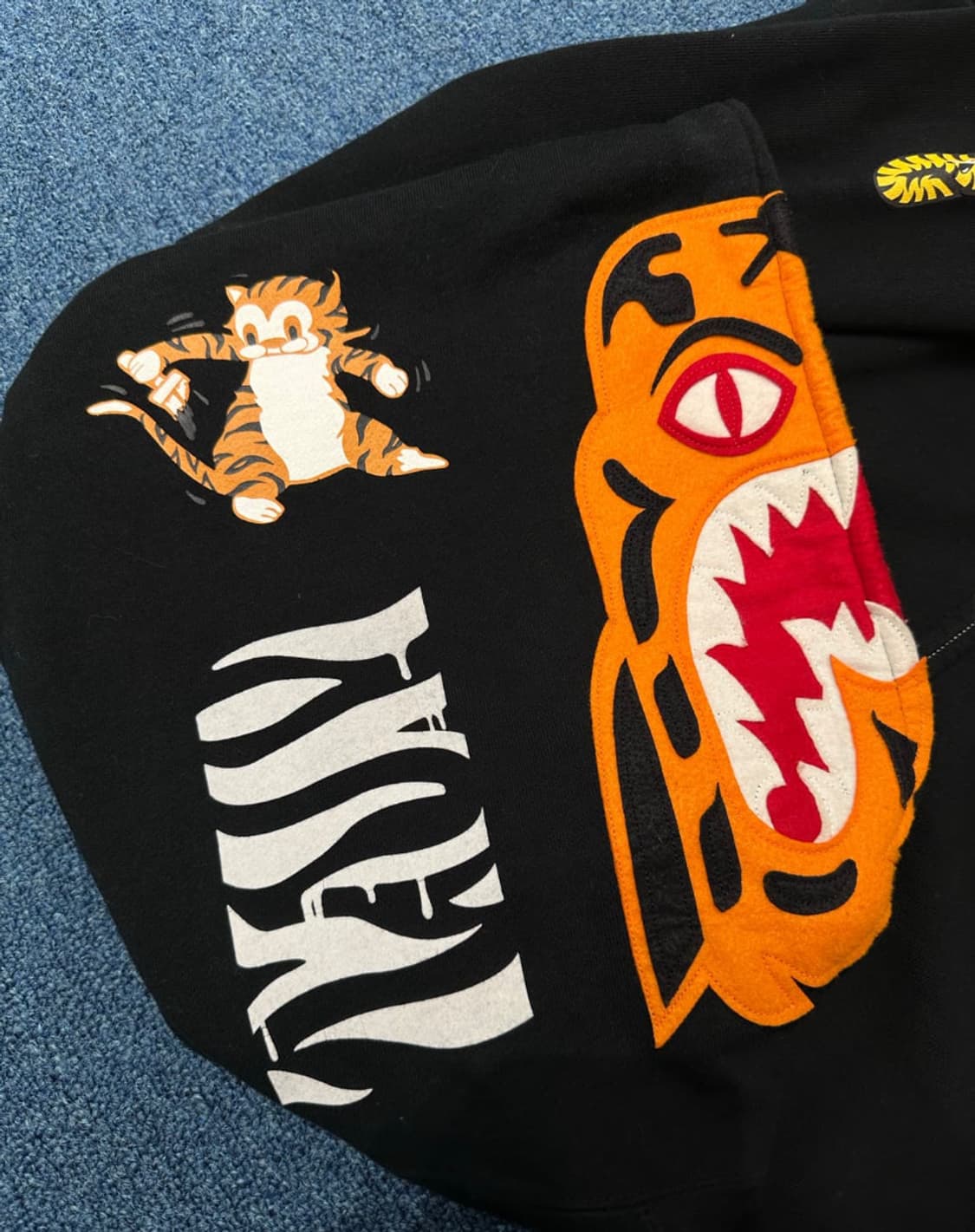 06‘s OG 베이프 타이거 후드집업 상품이미지3