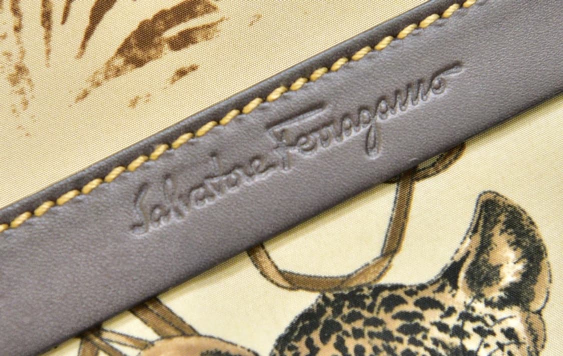 페라가모 레오파드 패턴 나일론 숄더백 (정품) 상품이미지7