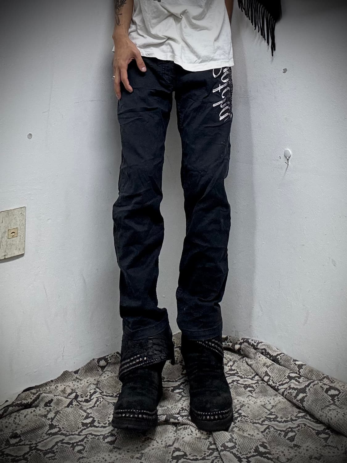 “Gotcha” Y2K Lettering Black Pants 상품이미지2