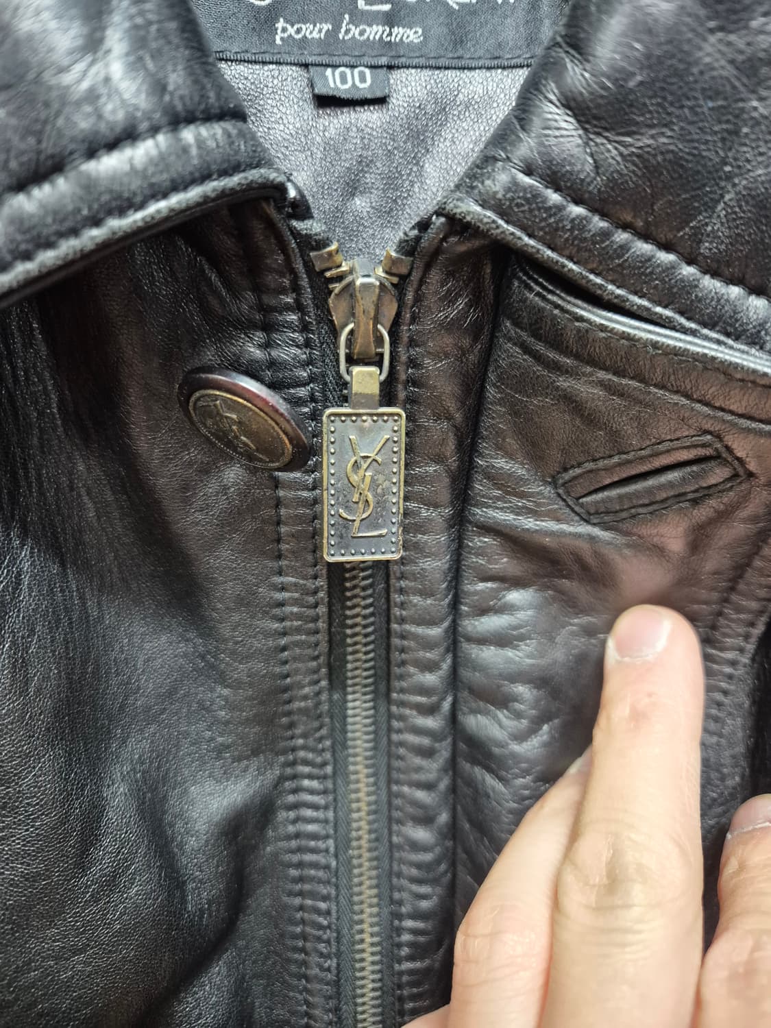 입생로랑 가죽자켓 겨울착용안감있음 상품이미지4