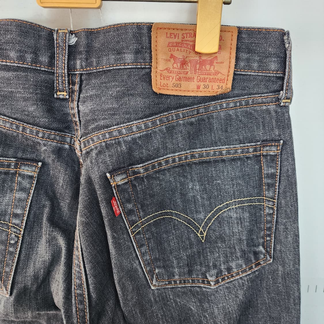 리바이스 503 블랙 워싱 데님 팬츠 상품이미지4