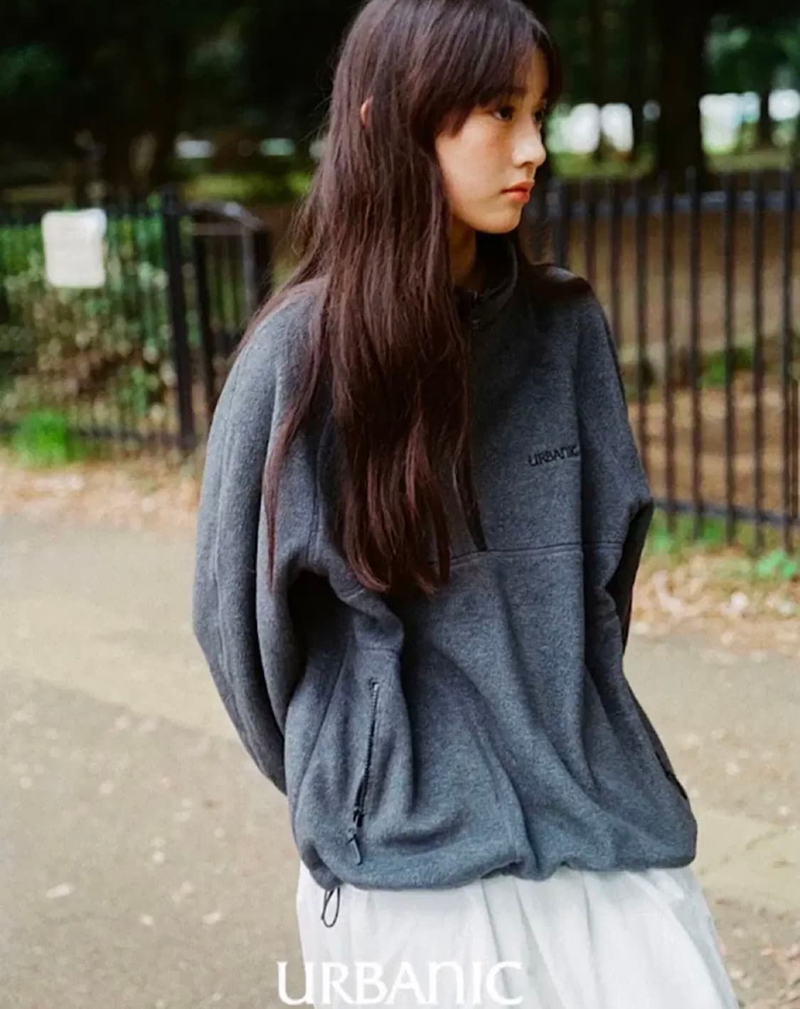 얼바닉30 urbanic30 유틸리티 하프집업 플리스 챠콜 상품이미지1